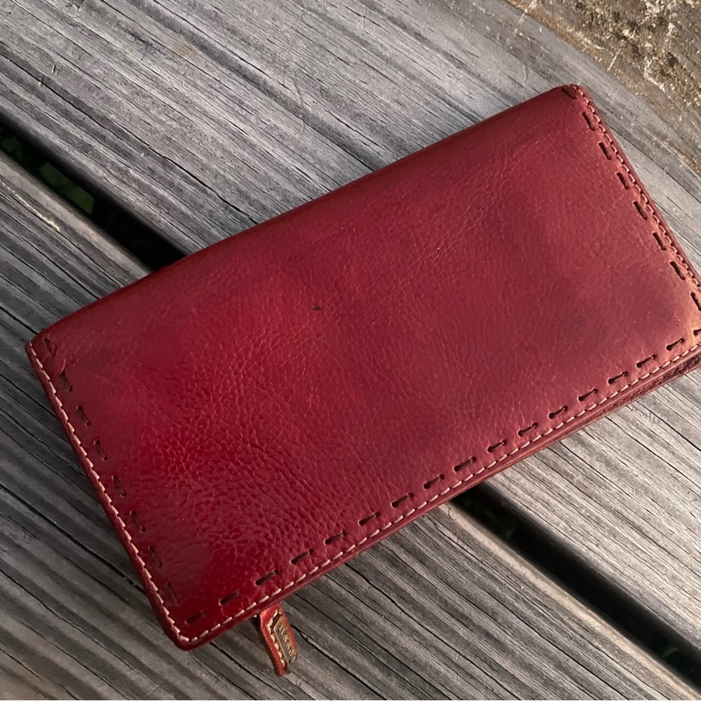 Fossil Red Leather Wallet Unisex Checkbook ID Window Organizer Bifold 7” Wallet